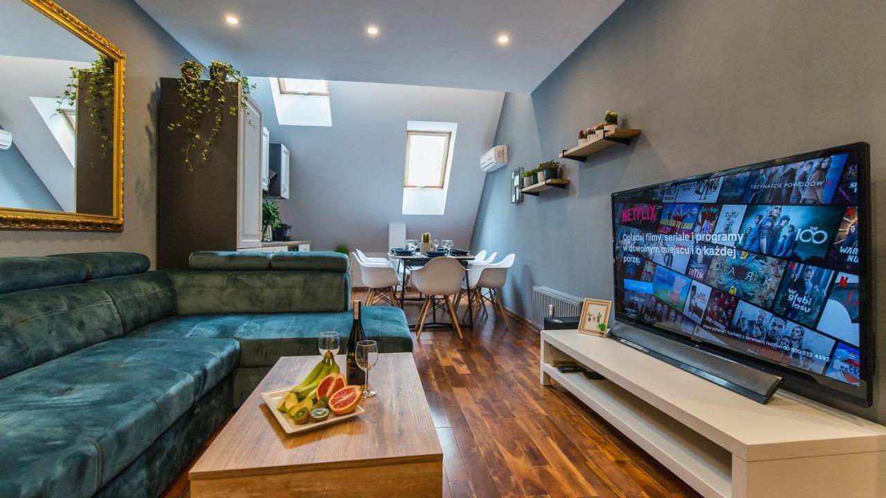 Galeria Italiana Apartments วรอตซวาฟ ภายนอก รูปภาพ