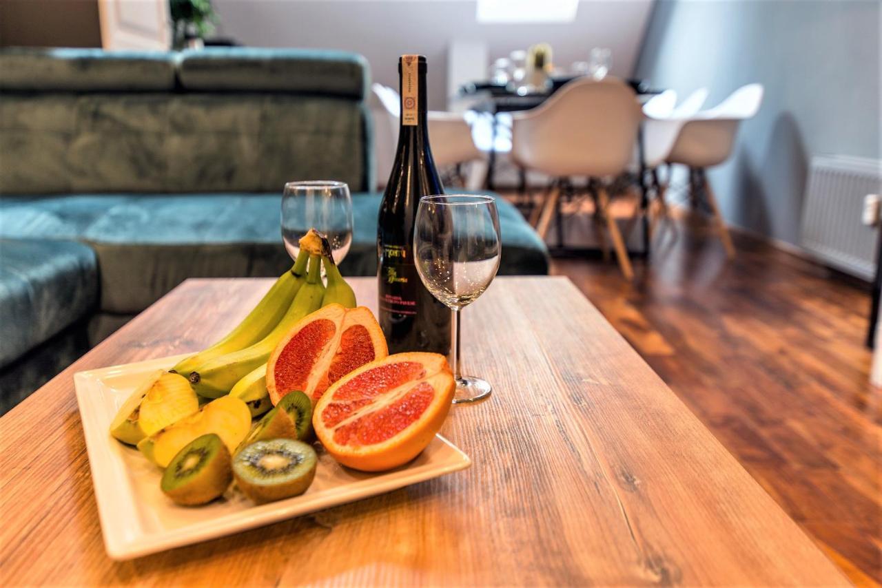Galeria Italiana Apartments วรอตซวาฟ ภายนอก รูปภาพ