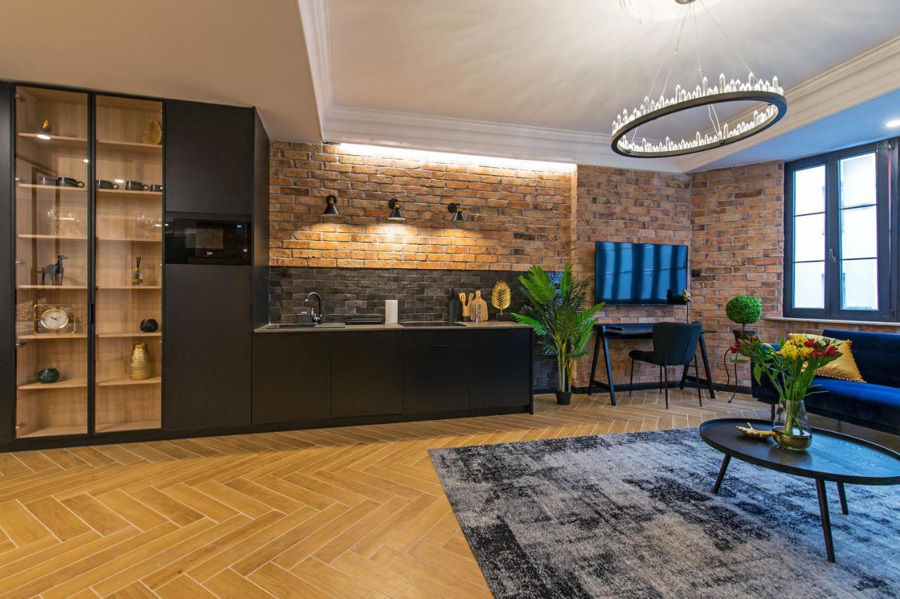 Galeria Italiana Apartments วรอตซวาฟ ภายนอก รูปภาพ