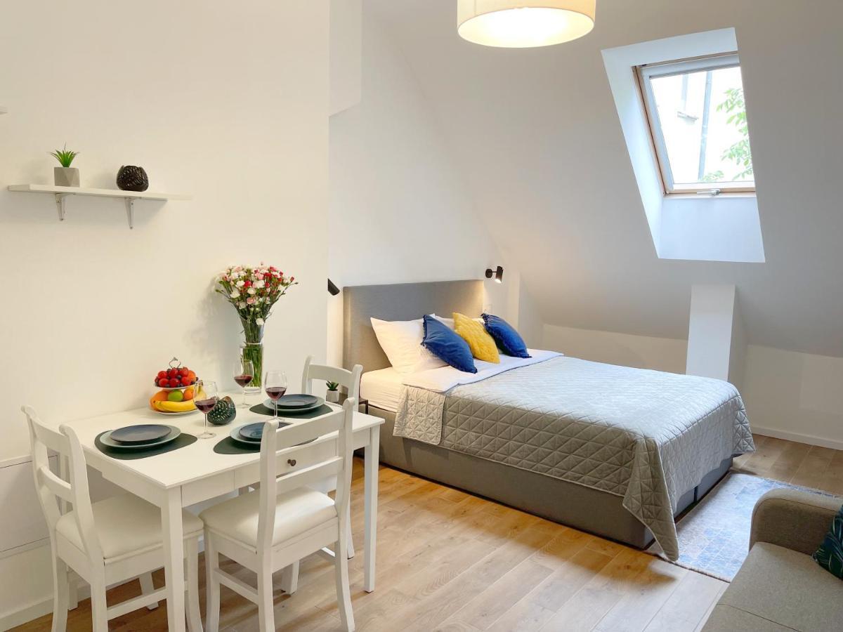 Galeria Italiana Apartments วรอตซวาฟ ภายนอก รูปภาพ